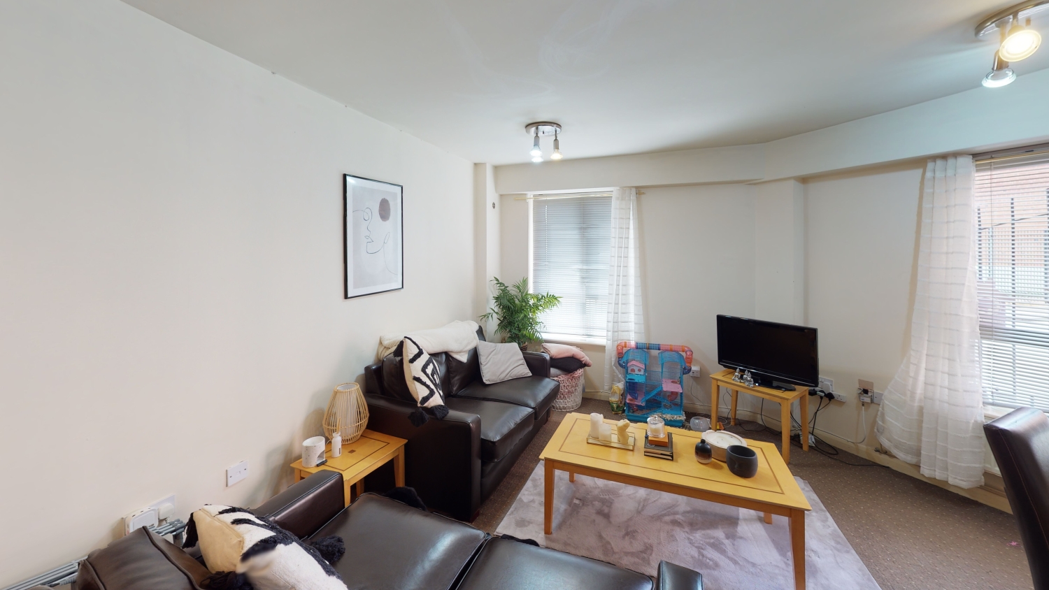 Flat 3 Royal Victoria Court, Gamble Street, Nottingham, NG7 4ET